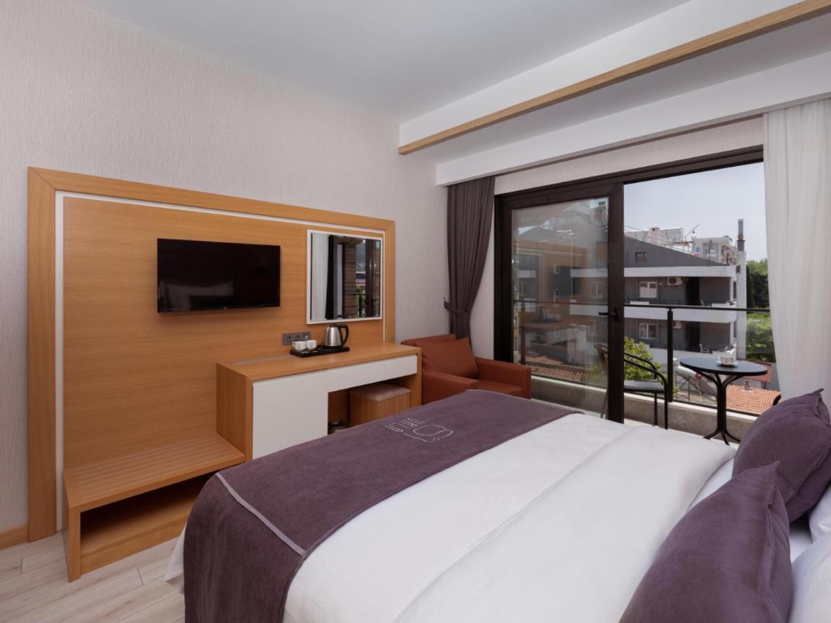 Ma-Si Urla Hotel Exteriör bild