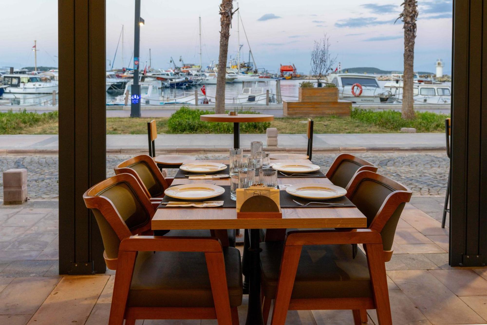 Ma-Si Urla Hotel Exteriör bild
