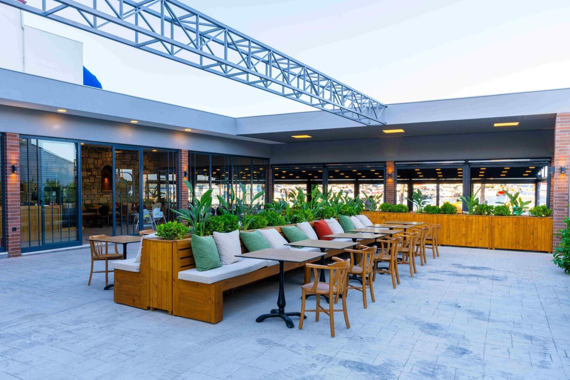 Ma-Si Urla Hotel Exteriör bild