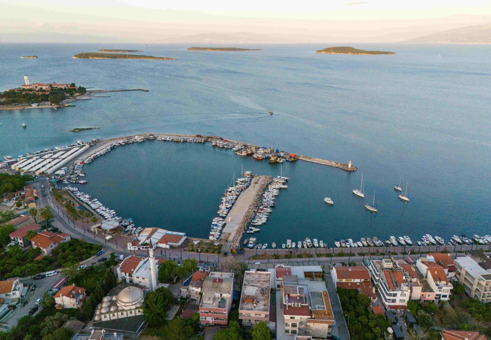 Ma-Si Urla Hotel Exteriör bild